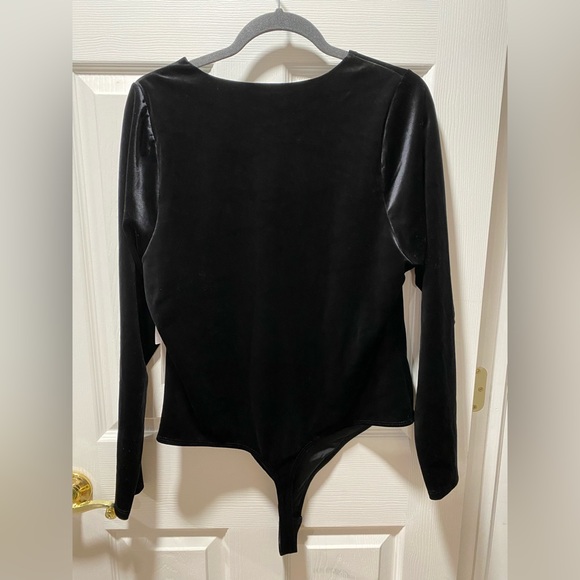 NWT Good American Black Velvet Bodysuit - Picture 2 of 5
